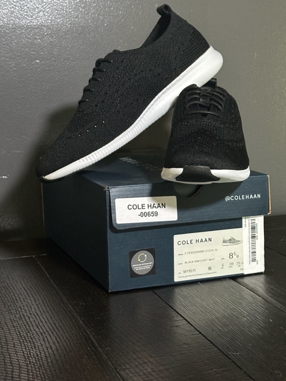 Cole Haan Women’s 2 ZeroGrand Stitchlite Black Knit Lightweight Sneaker 8.5